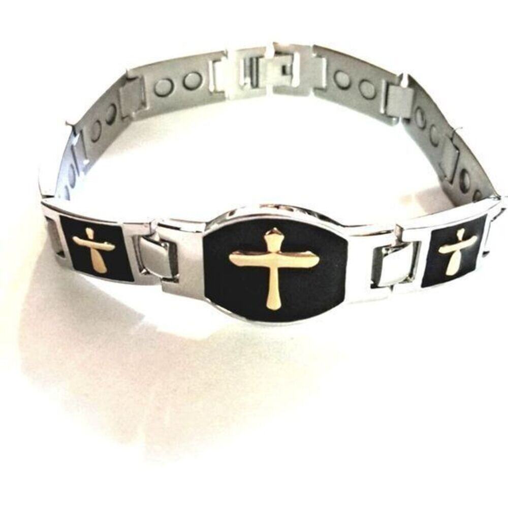 316L stainless steel cross bracelet tarnish resistant hypoallergenic 8 inch
